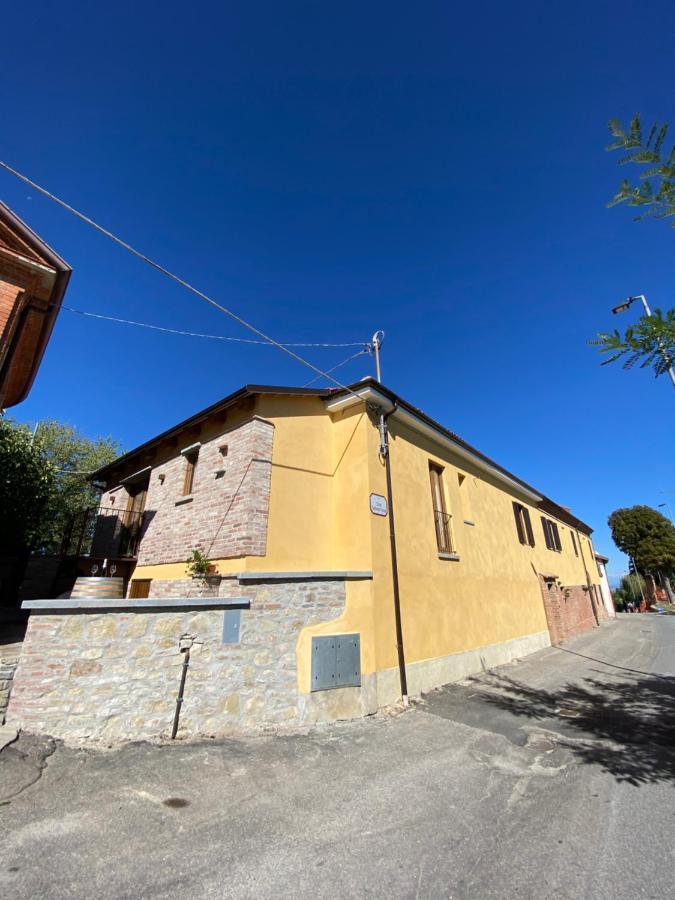 Cascina Maina Villa Diano dʼAlba Kültér fotó