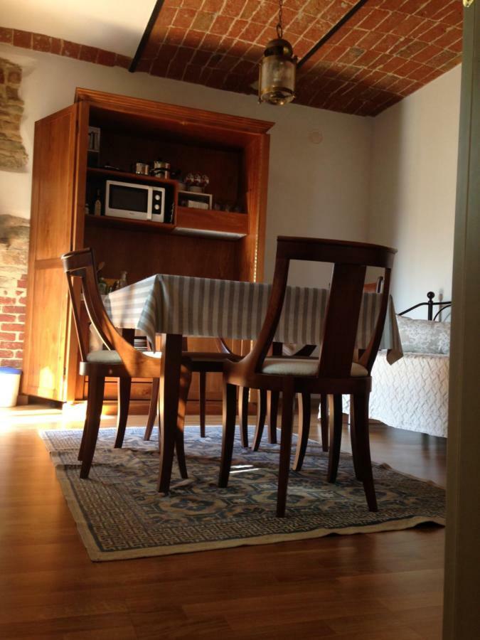 Cascina Maina Villa Diano dʼAlba Kültér fotó