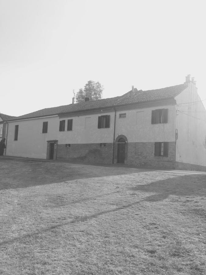 Cascina Maina Villa Diano dʼAlba Kültér fotó